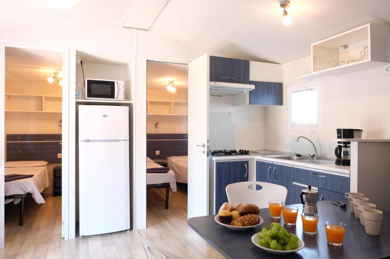 Happy Camp Mobile Homes In Camping Village Free Time Marina Di Bibbona Bagian luar foto